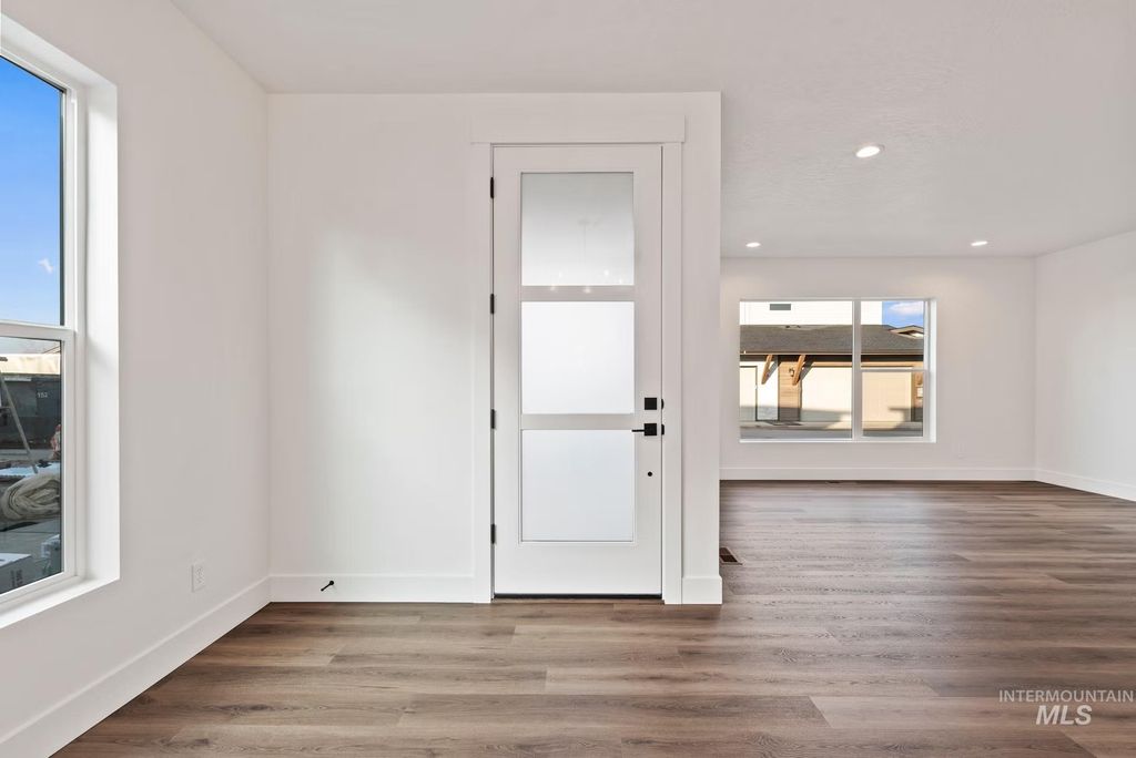 Photo of 748 S Calhoun Ln, Star, ID 83669 (MLS # 98980762)