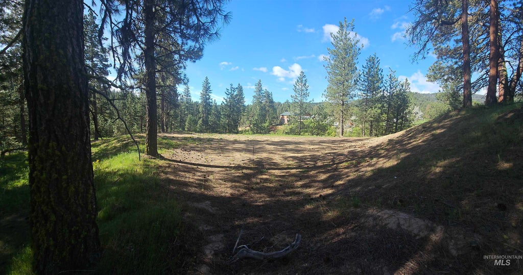 Photo of 85 Alpine Ct, Boise, ID 83716 (MLS # 98985229)