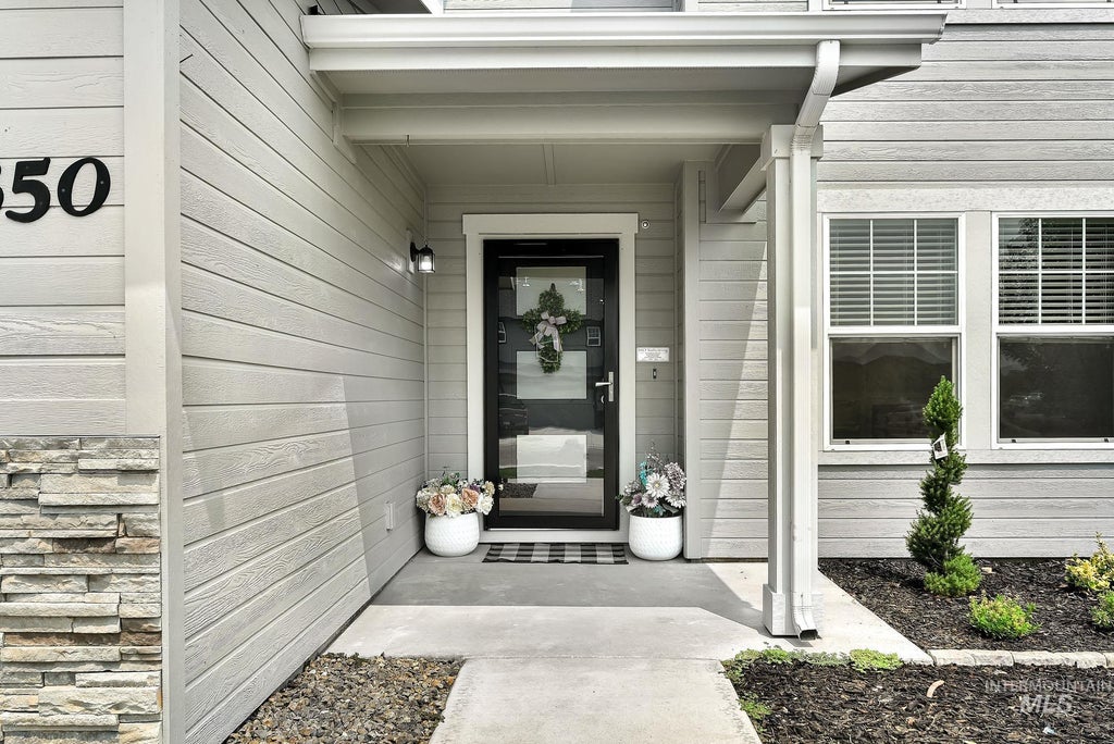 Photo of 10350 Longtail Dr, Nampa, ID 83687 (MLS # 98994773)