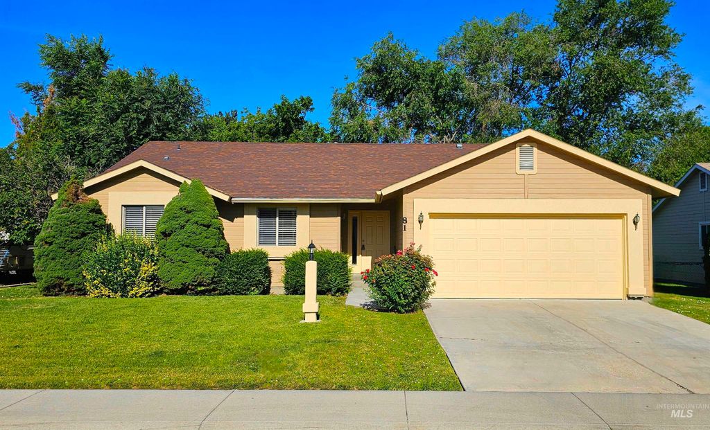 Photo of 81 N Mirage St, Nampa, ID 83651 (MLS # 98970933)