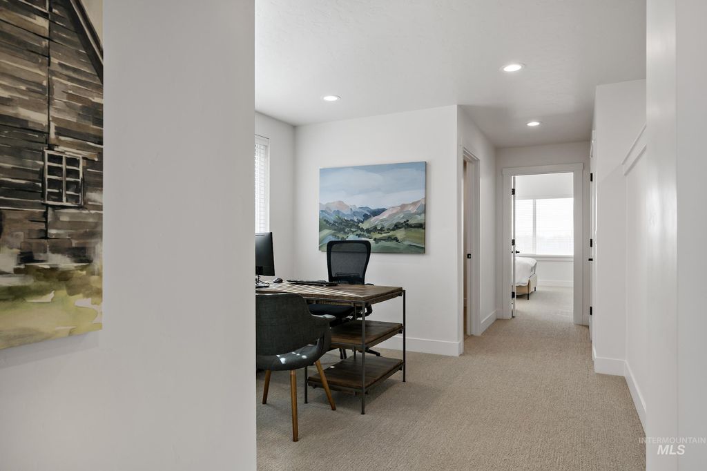 Photo of 18109 Cinder Brook Ave, Nampa, ID 83687 (MLS # 98978814)