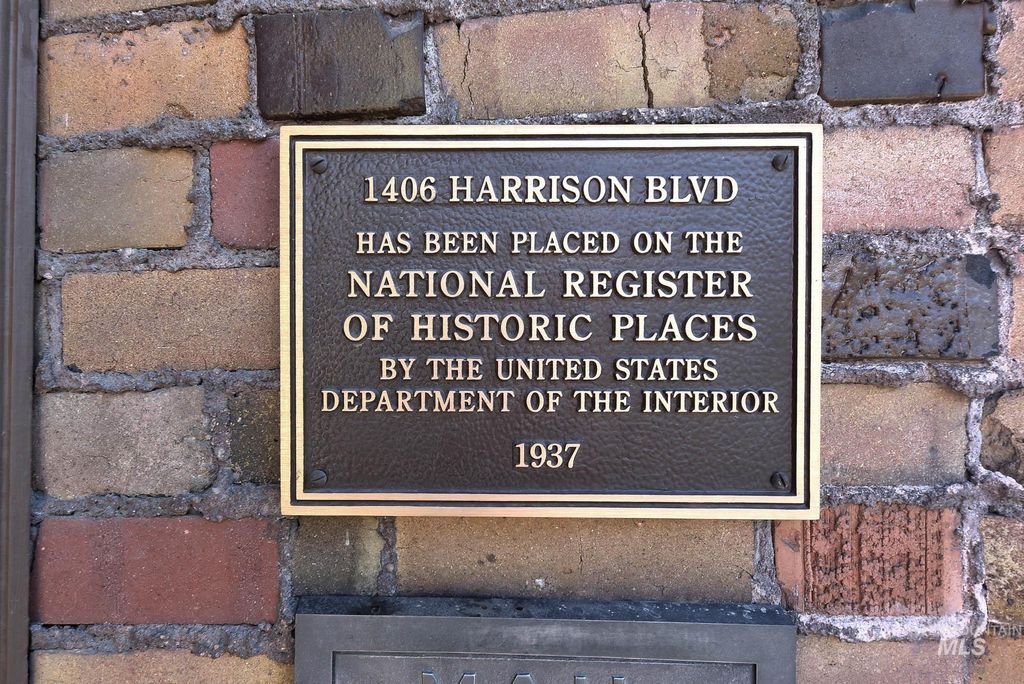 Photo of 1406 N Harrison Blvd, Boise, ID 83702 (MLS # 98977492)