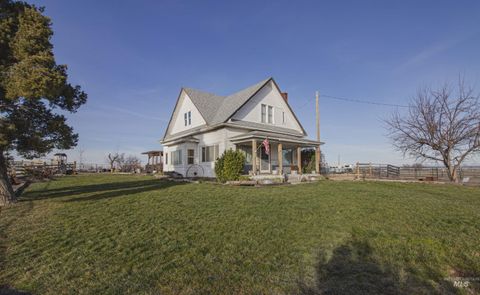 Photo of 5805 Custer Road, New Plymouth, ID 83655 (MLS # 98970755)