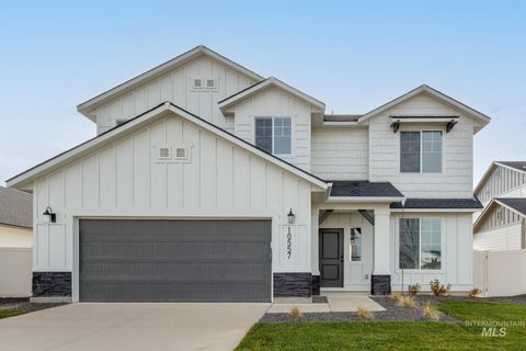 Photo of 6558 W Plateau Creek Dr, Meridian, ID 83646 (MLS # 98987970)