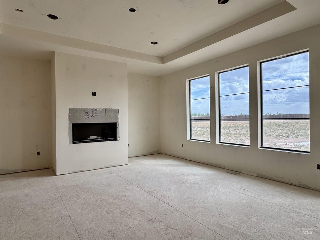 Photo of 3705 N 2416 E, Filer, ID 83328 (MLS # 98985109)