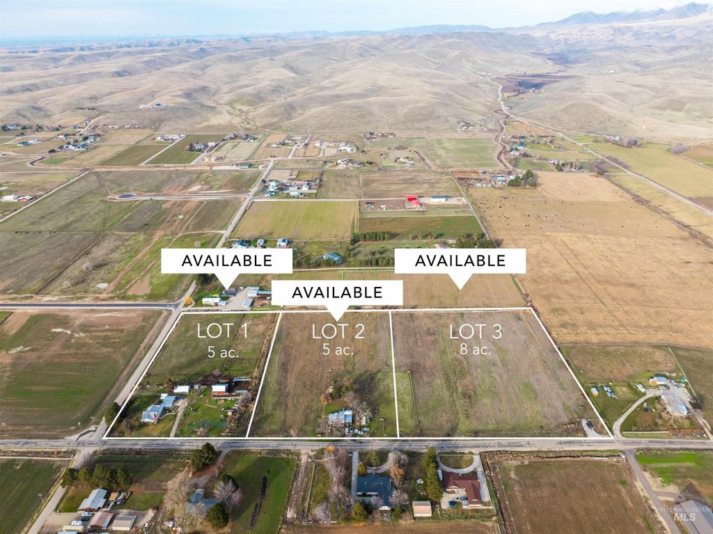 Photo of 970 W Black Canyon Hwy, Emmett, ID 83617 (MLS # 98978265)