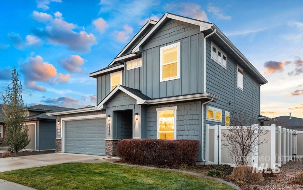 Photo of 6426 W Saxton Ave, Boise, ID 83714 (MLS # 98971006)