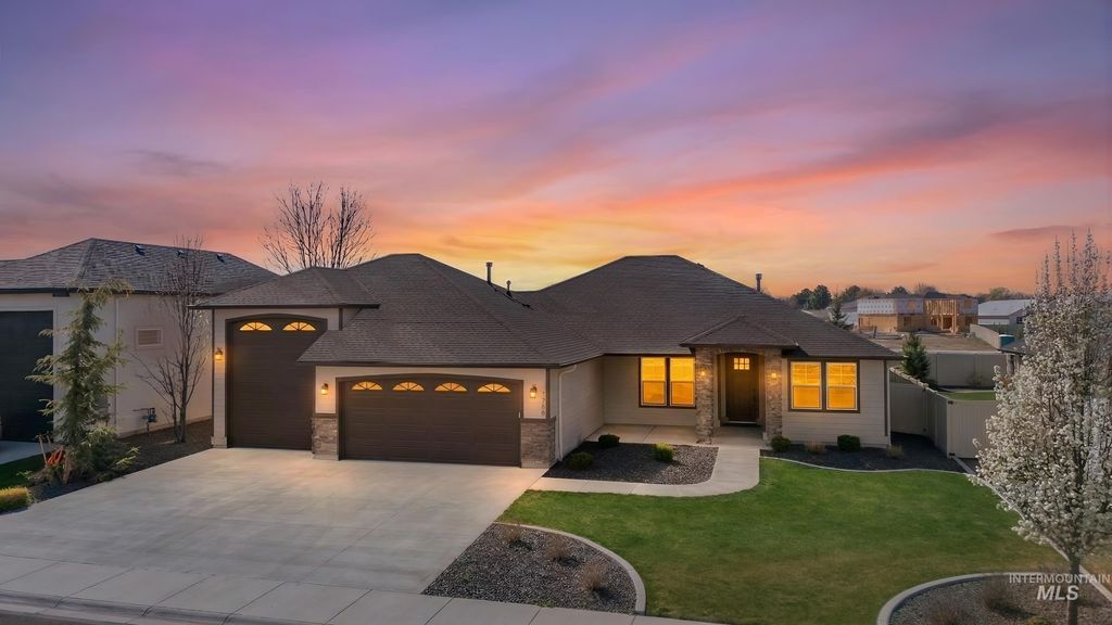 Photo of 4518 Gap Creek Ave, Caldwell, ID 83607 (MLS # 98979492)