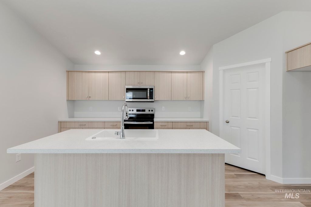 Photo of 7092 E Marble Springs Dr, Nampa, ID 83687 (MLS # 98981864)