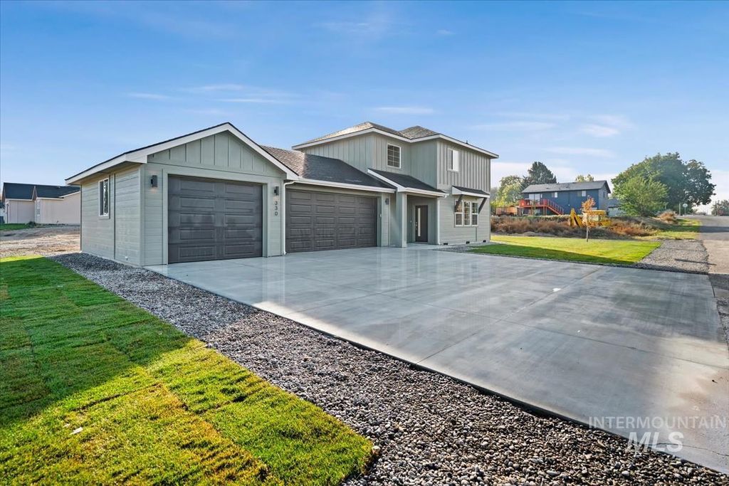 Photo of 330 Packer Ln, Homedale, ID 83628 (MLS # 98962952)