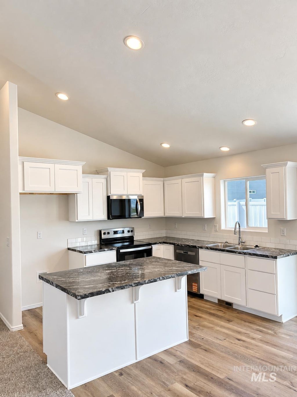 Photo of 1165 Westwing Way, Twin Falls, ID 83301 (MLS # 98984771)