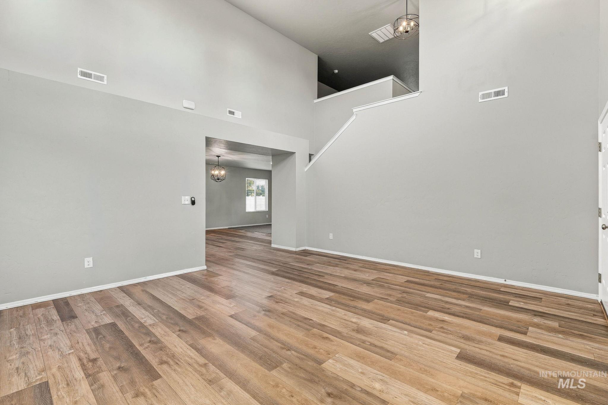 4460 S Yankees Way