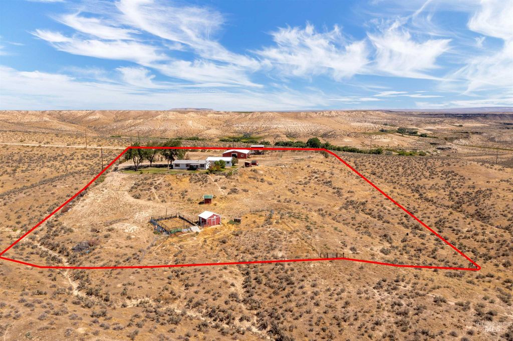 Photo of 15423 Tyson Road, Murphy, ID 83650 (MLS # 98965448)