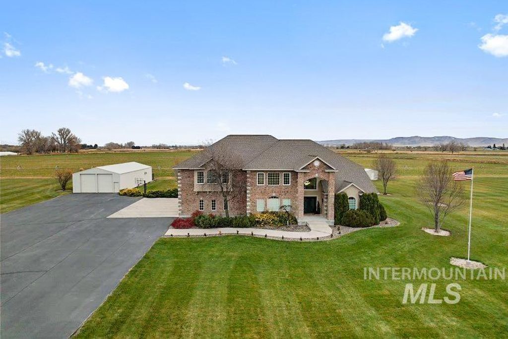 Photo of 434 S 300 W, Heyburn, ID 83336 (MLS # 98968657)