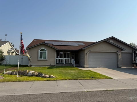 Photo of 2879 Deaun Ave, Twin Falls, ID 83301 (MLS # 98999687)