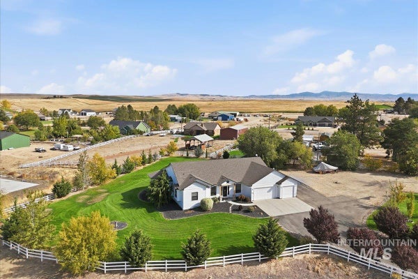 9228 NORTHVIEW RD, MIDDLETON, ID 83644 - Image ca3df5afbabe225b75d3b3d6cca9ced2/1080442133