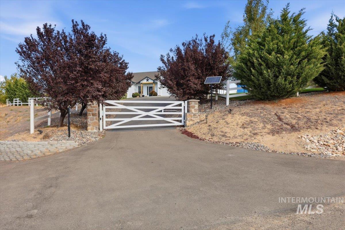 9228 Northview Road