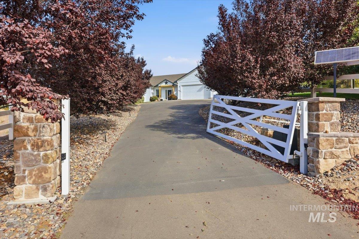 9228 Northview Road