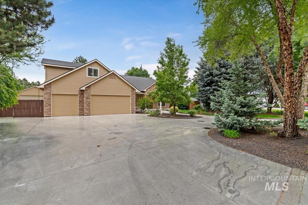 1420 W Powder Ct