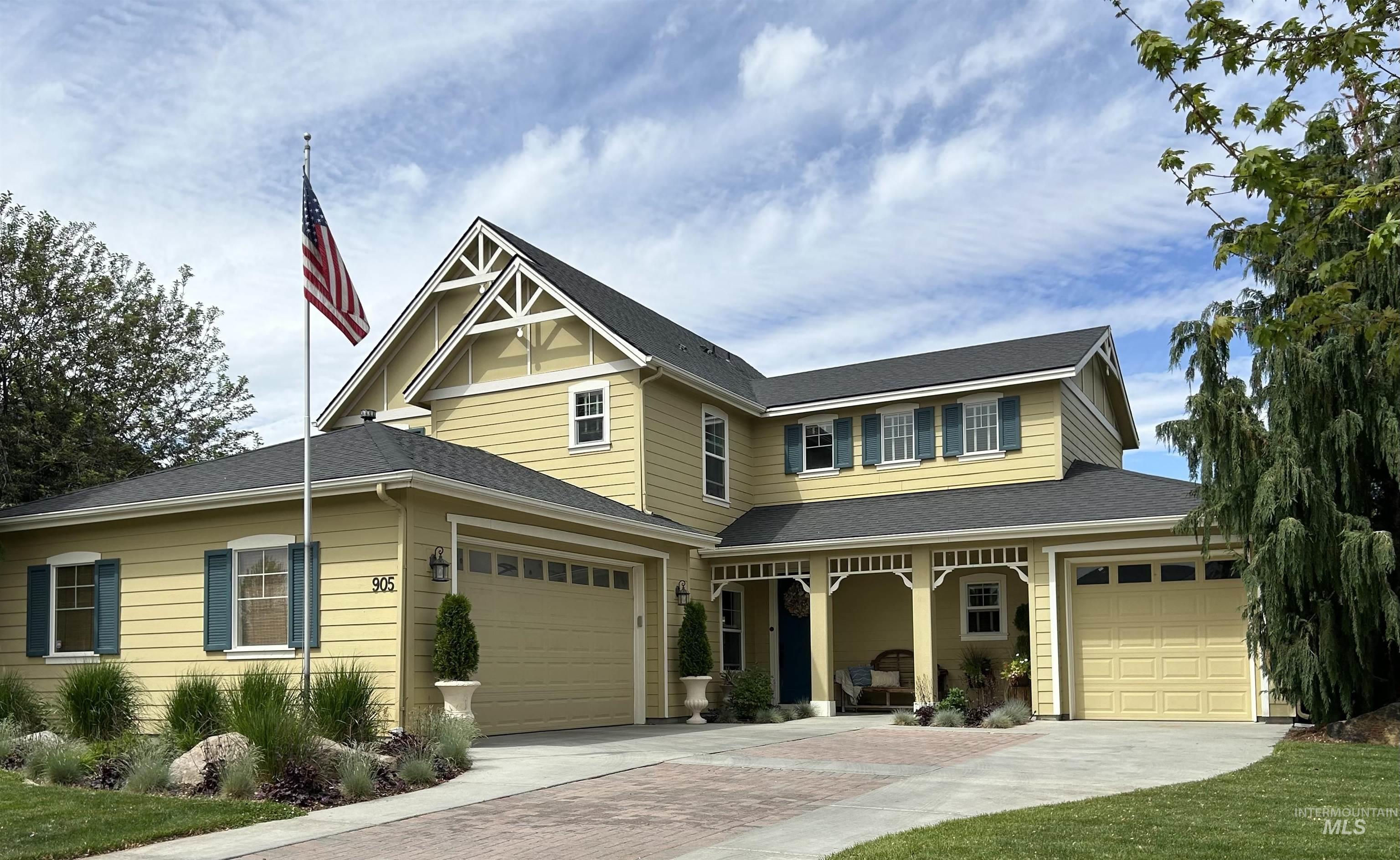 905 N Seneca Springs Way