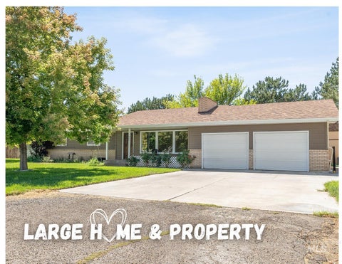 Photo of 727 Mae Dr, Twin Falls, ID 83301 (MLS # 98993464)