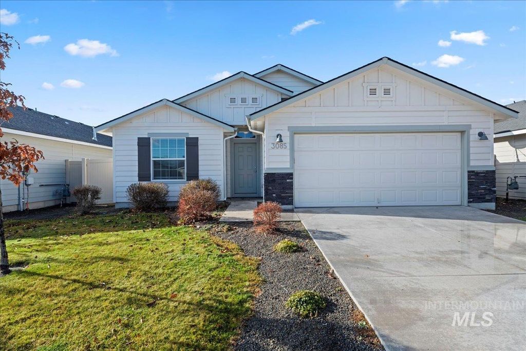 Photo of 3085 N Saratov Way, Kuna, ID 83634 (MLS # 98970295)