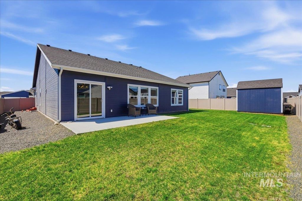 Photo of 1586 Cashel St, Middleton, ID 83664 (MLS # 98986515)
