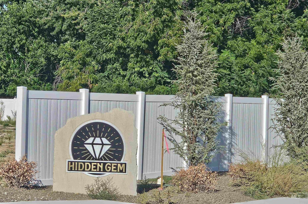 Photo of 707 Hidden Gem Court, Emmett, ID 83617 (MLS # 99003394)