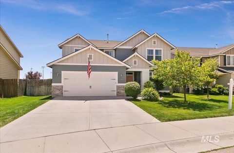 Photo of 221 E Ensenada Drive, Meridian, ID 83646 (MLS # 98975577)