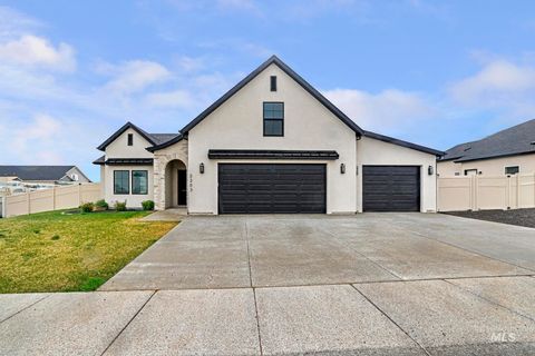 Photo of 2203 Kooskia Loop, Twin Falls, ID 83301 (MLS # 98983482)
