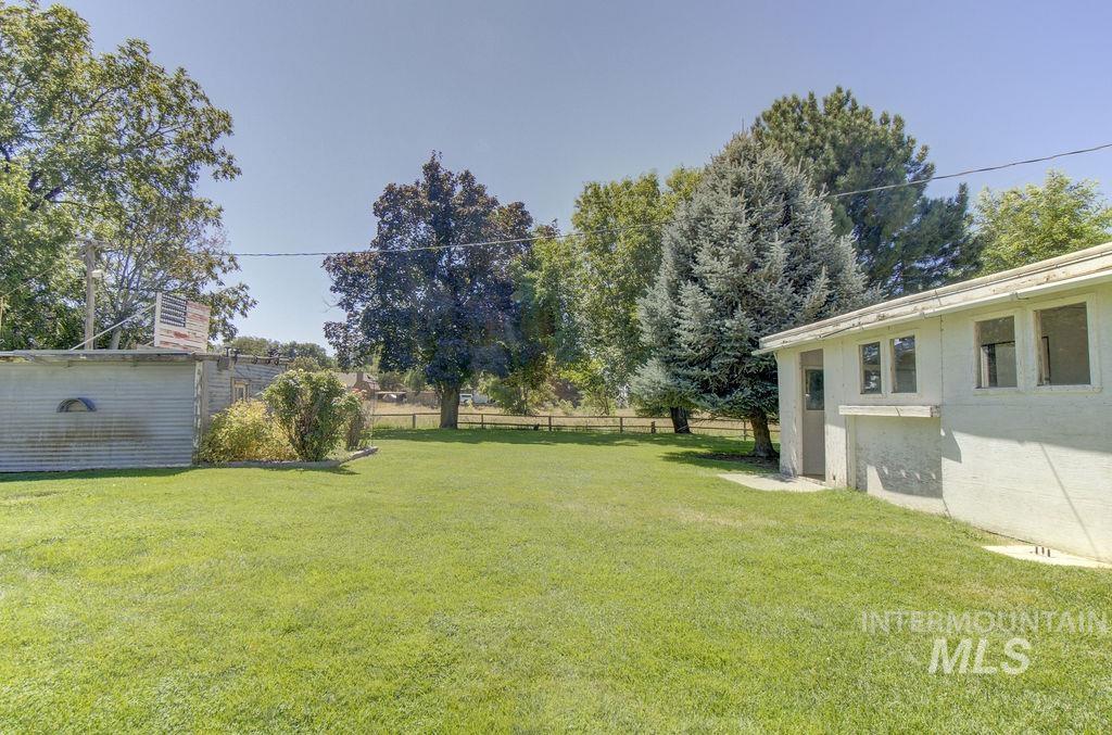 1808 Lincoln Avenue North