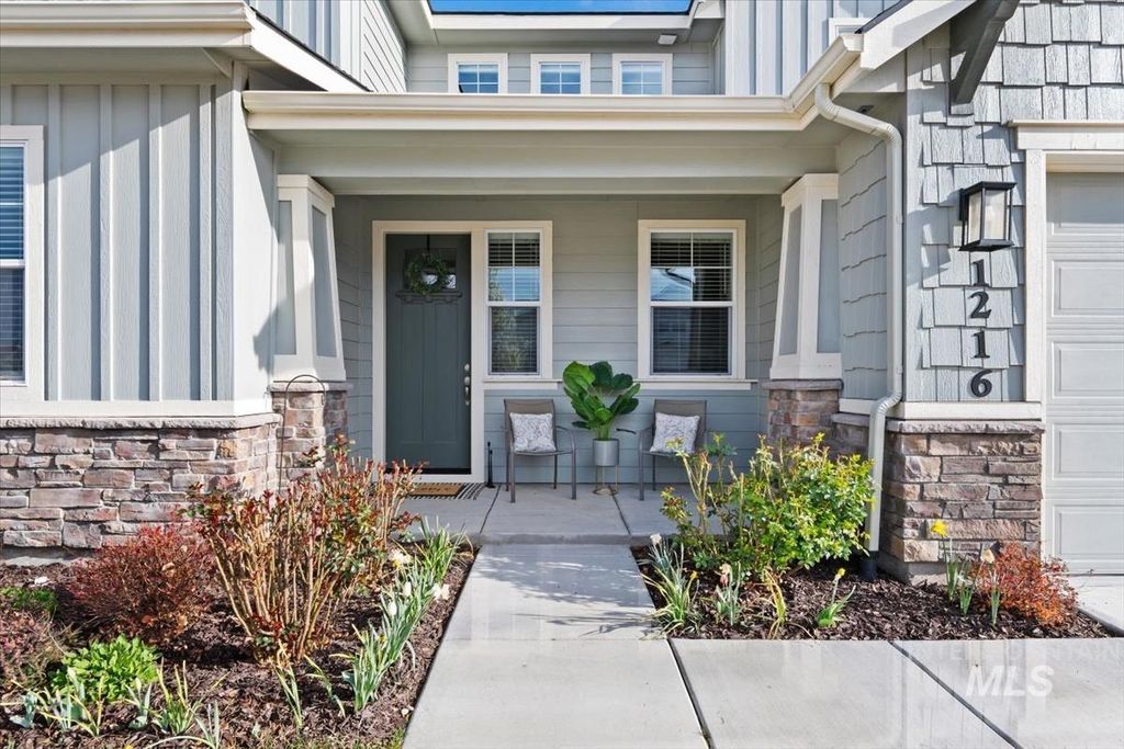 Photo of 1216 E Fort Erie St, Kuna, ID 83634 (MLS # 98980426)