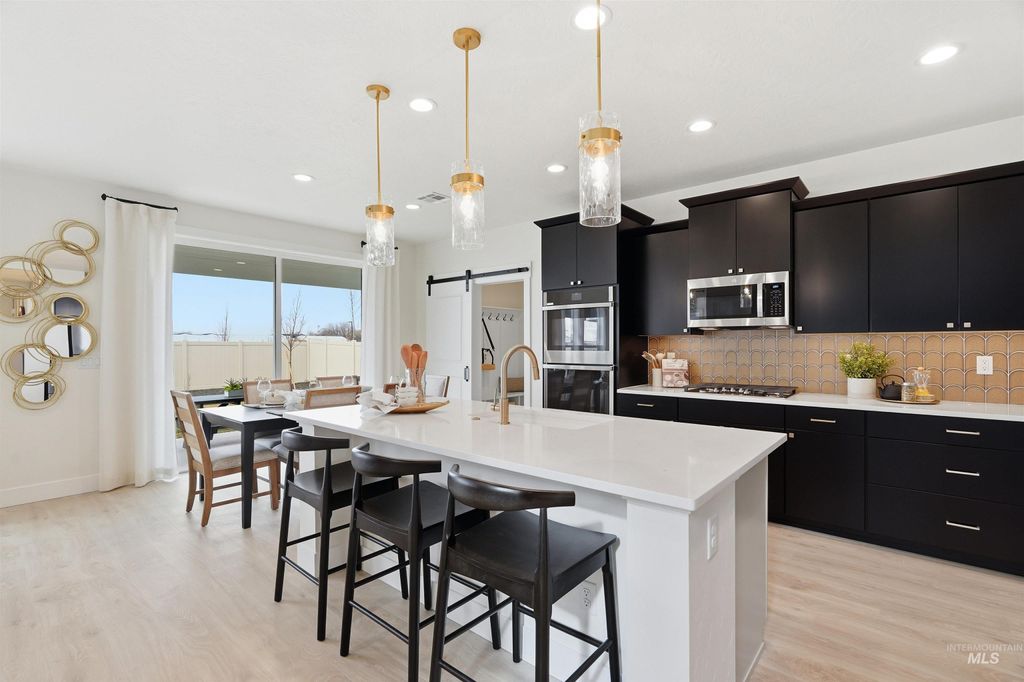 Photo of 7640 E Meriwether Dr, Nampa, ID 83687 (MLS # 98984466)