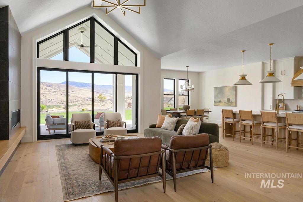 Photo of 11071 N Elk Ridge Way, Boise, ID 83714 (MLS # 98973902)