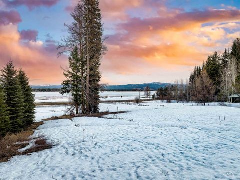 Photo of 2273 West Mountain Road, Donnelly, ID 83615 (MLS # 98967057)