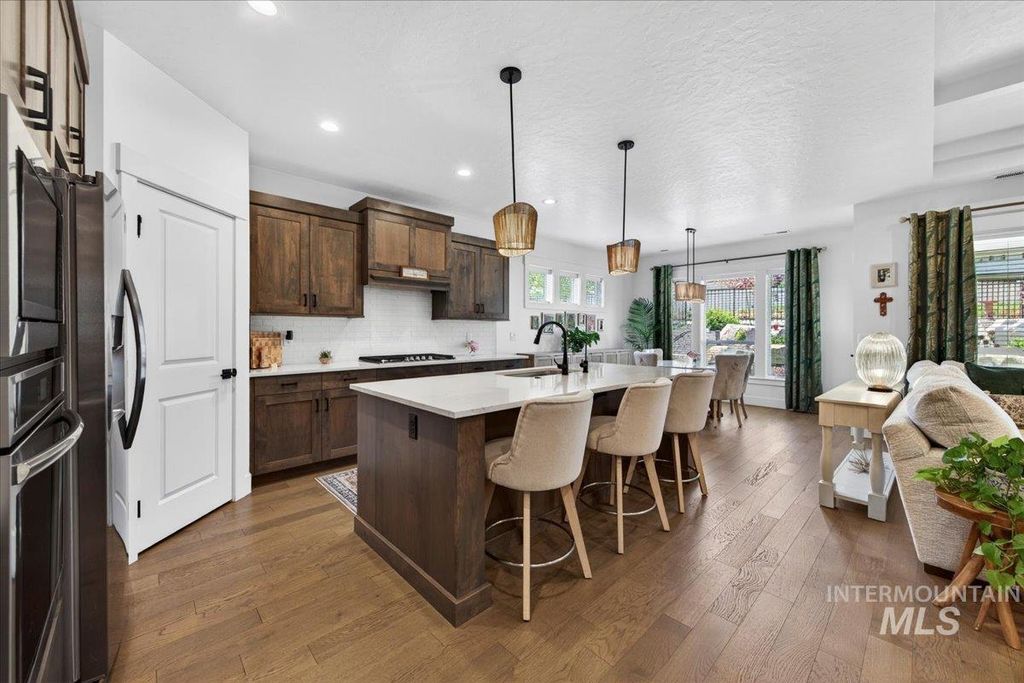 Photo of 12195 Red Shouldered Hawk, Nampa, ID 83686 (MLS # 98983308)