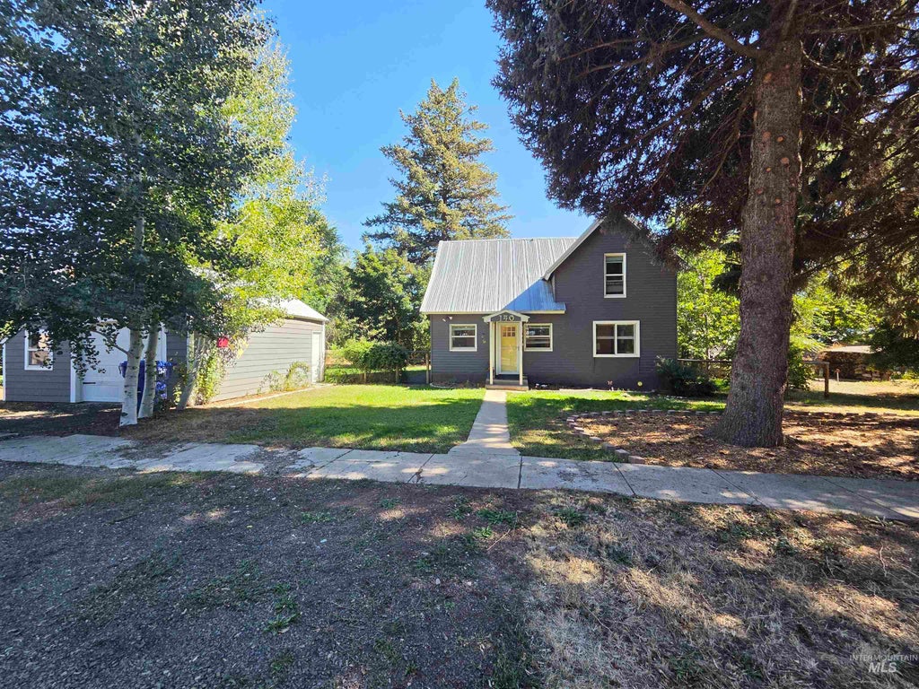 Photo of 140 S 1st St, Cambridge, ID 83610 (MLS # 99001650)