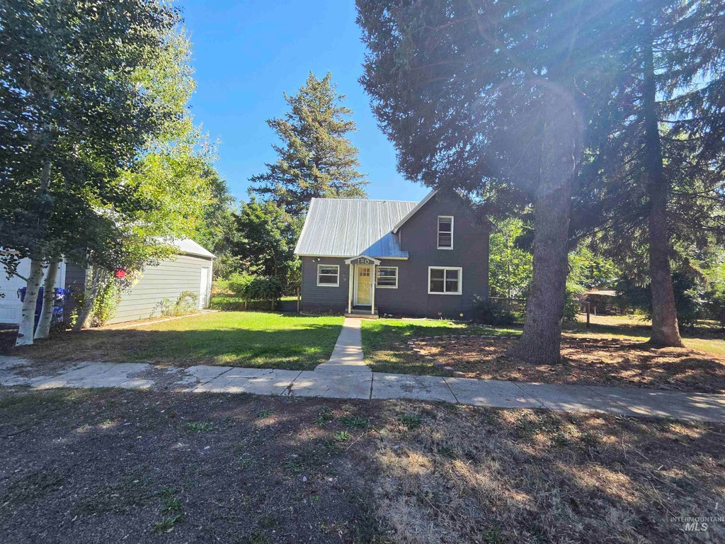 Photo of 140 S 1st St, Cambridge, ID 83610 (MLS # 99001650)