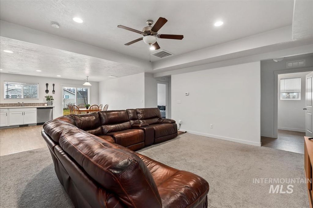 Photo of 15328 N Shiko Way, Nampa, ID 83651 (MLS # 98970829)