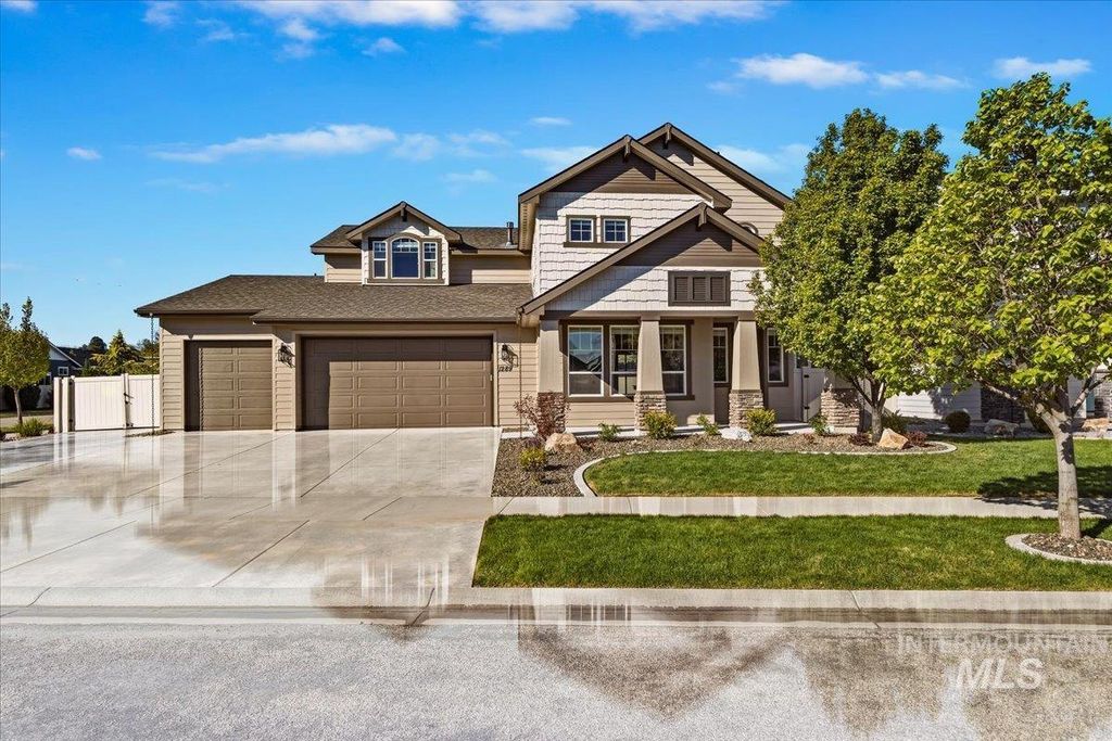 Photo of 1289 W Christopher Dr, Meridian, ID 83642 (MLS # 98984254)