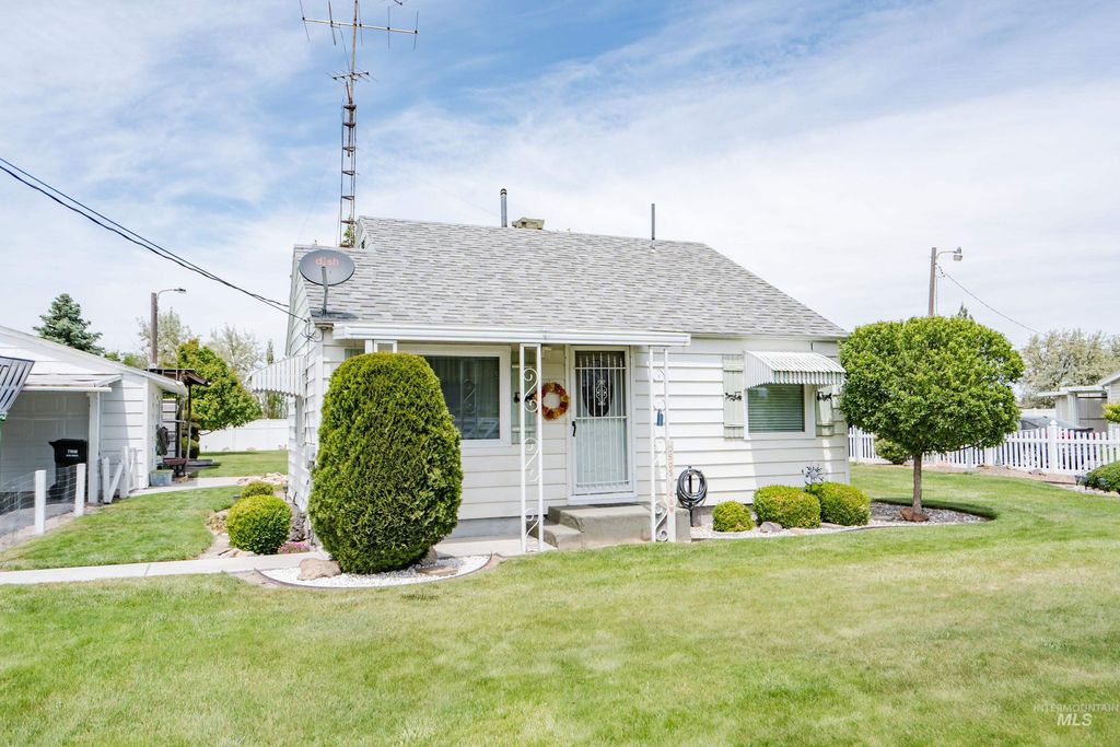 Photo of 146 W 50 S, Rupert, ID 83350 (MLS # 98988419)