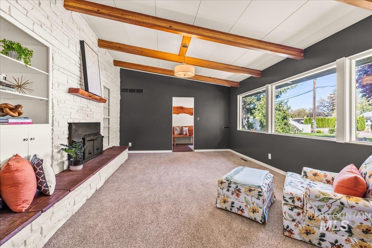 Boise, Idaho 83706, United States, 4 Bedrooms Bedrooms, ,3 BathroomsBathrooms,Residential,Active,120187