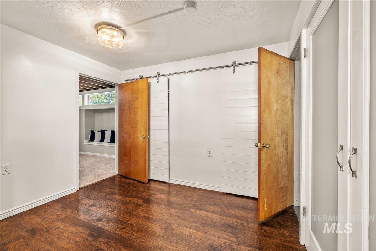 Boise, Idaho 83706, United States, 4 Bedrooms Bedrooms, ,3 BathroomsBathrooms,Residential,Active,120187