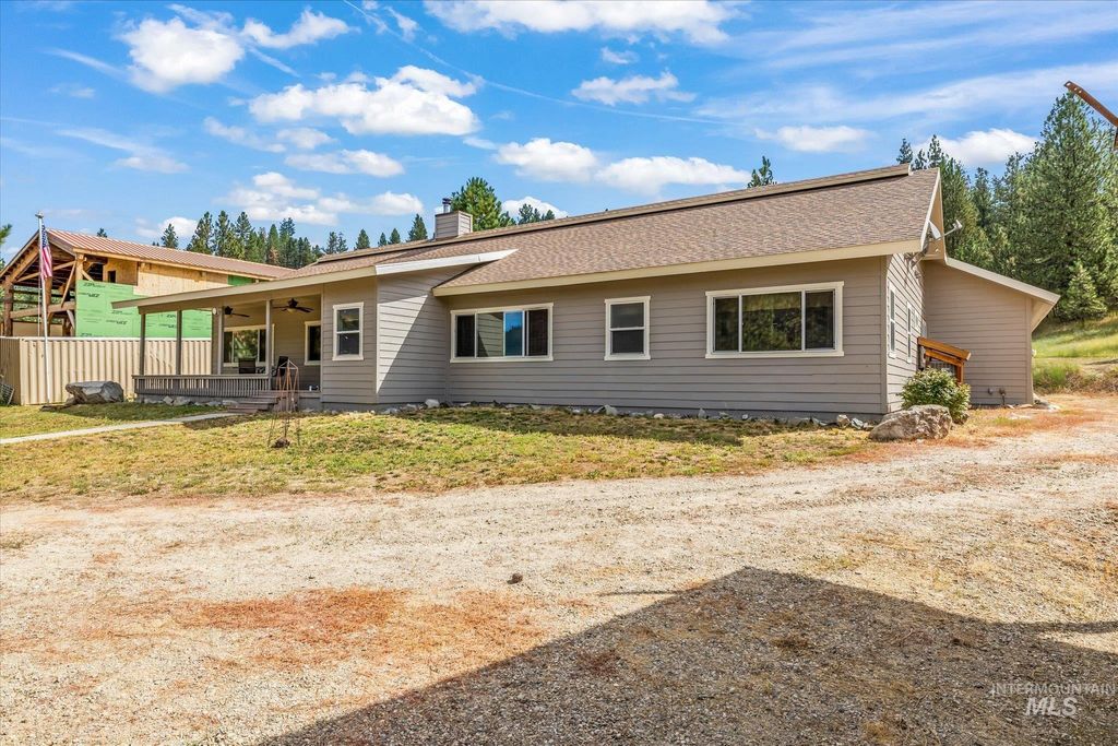 Photo of 1126 Banks Lowman, Garden Valley, ID 83622 (MLS # 98977625)