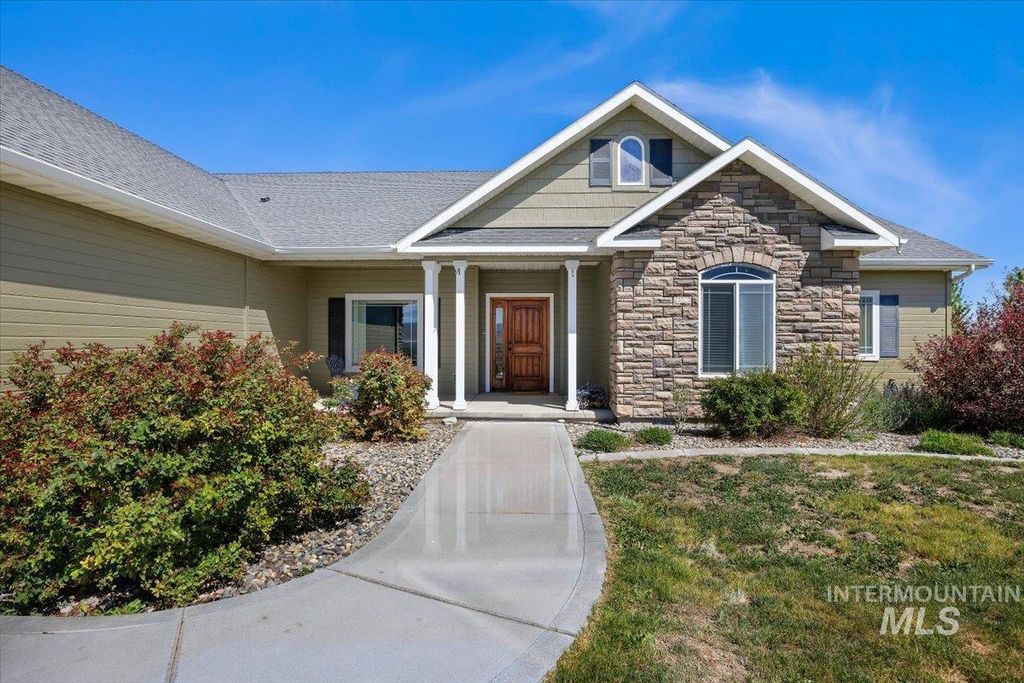 Photo of 4150 3200 S, Hansen, ID 83334 (MLS # 98986851)