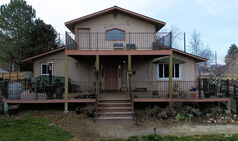 Photo of 16985 Garnet Rd, Wilder, ID 83676 (MLS # 98973626)