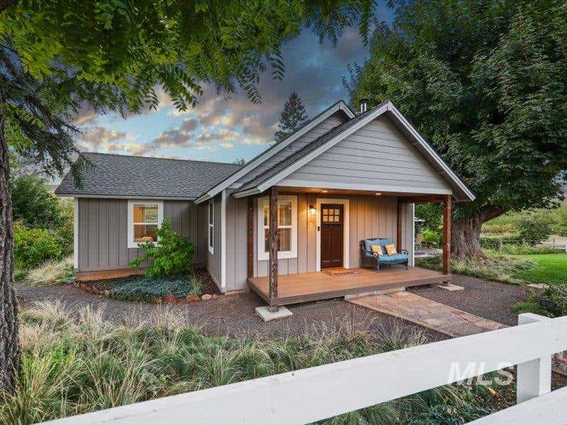Photo of 2651 Fruitvale Glendale Road, Council, ID 83612 (MLS # 98987534)