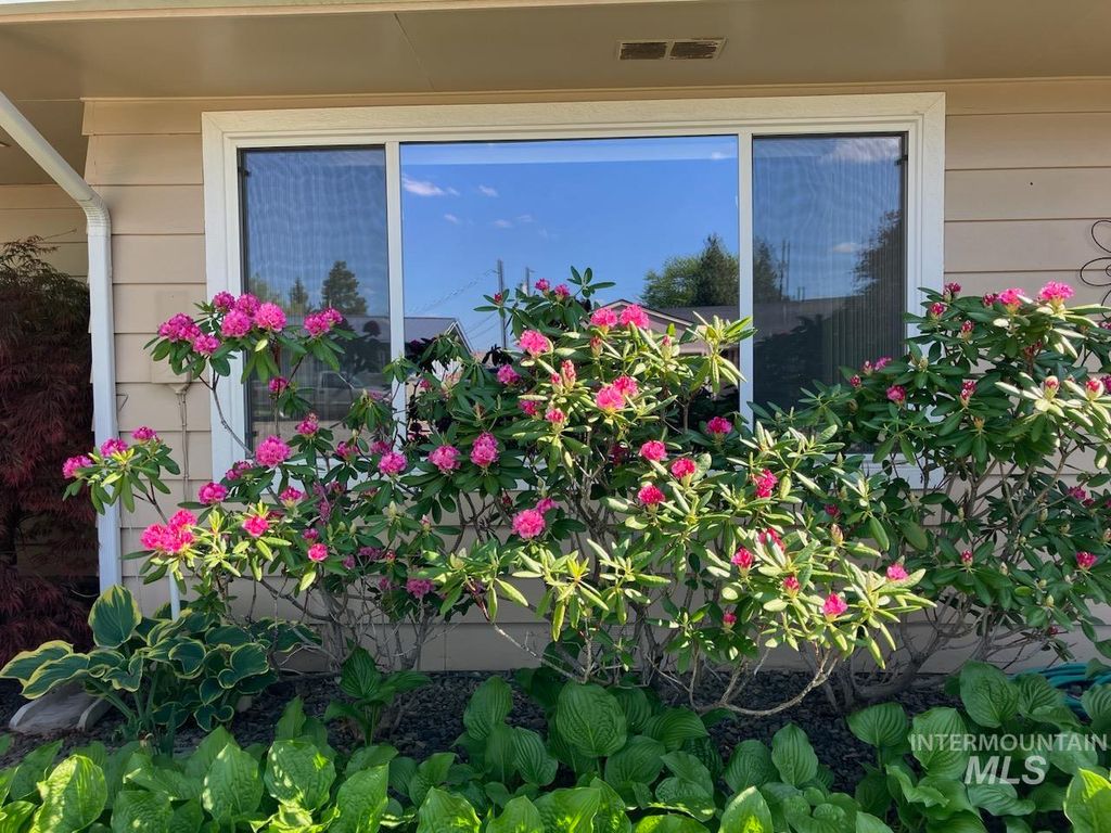 Photo of 712 Sw 4th St, Fruitland, ID 83660 (MLS # 98950309)