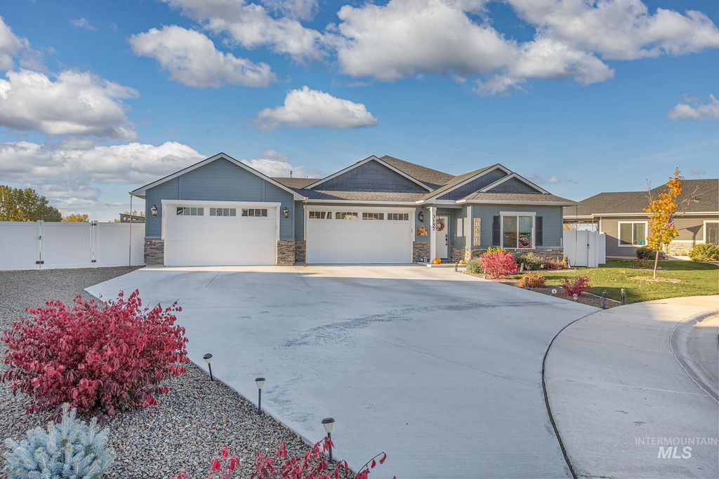 Photo of 3157 Nuno Drive, Fruitland, ID 83619 (MLS # 98965888)