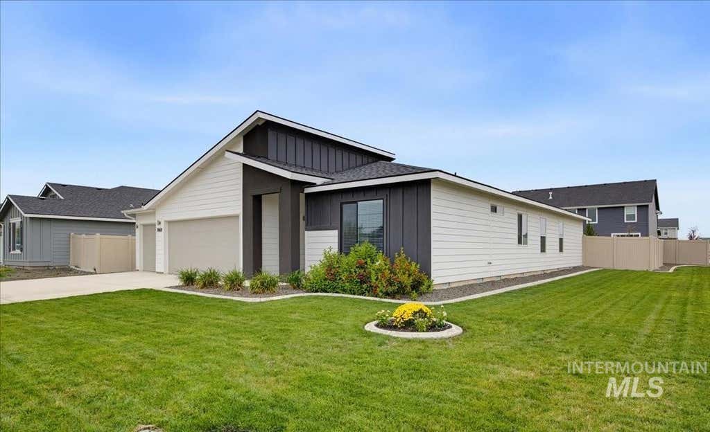 Photo of 7669 E Flyway St, Nampa, ID 83687 (MLS # 98998436)